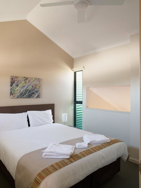 Footprints Preston Beach - C Tourism 24