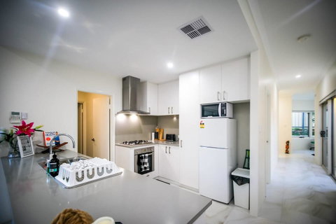 VIP Stays - Villa De Burswood Luxury 3BR Suite W/ King Bed FREE WIFI - C Tourism 18