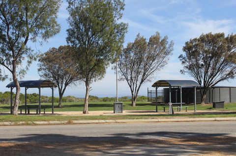 Jurien Beachfront Holiday Units - C Tourism 21