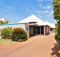 Osprey Holiday Village Unit 119 - Close to the pool - C Tourism