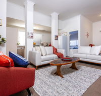 Como Executive Apartment - C Tourism