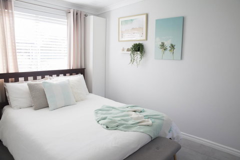 Salty Shack Lancelin - C Tourism 0