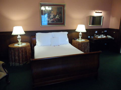 Clifton Motel & Grittleton Lodge - C Tourism 30