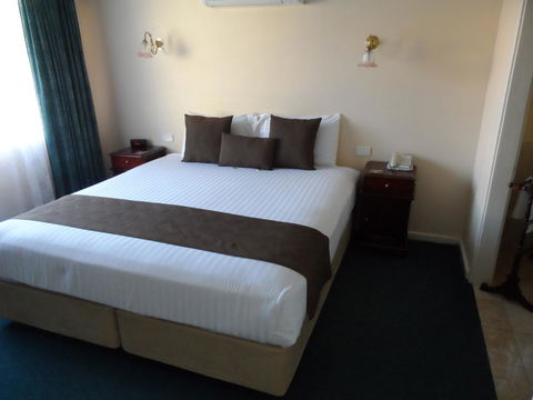 Clifton Motel & Grittleton Lodge - C Tourism 26