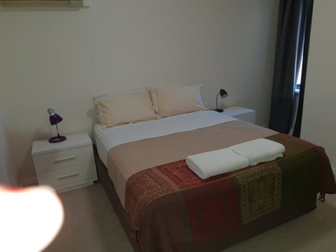 Superb 2 BR East Perth Riverside Apartment Location Comfort And Space 45 - C Tourism 5