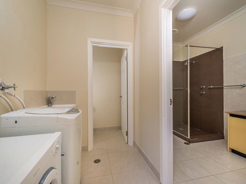 Seafront Unit 60 - C Tourism 4