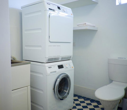 Cottesloe Marine Apartment - Executive Escapes - C Tourism 23