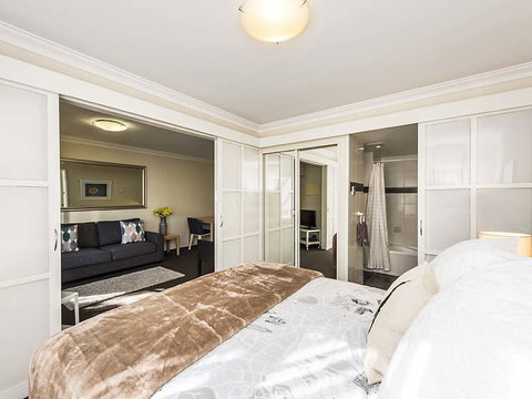 Subiaco Village 28 - C Tourism 9