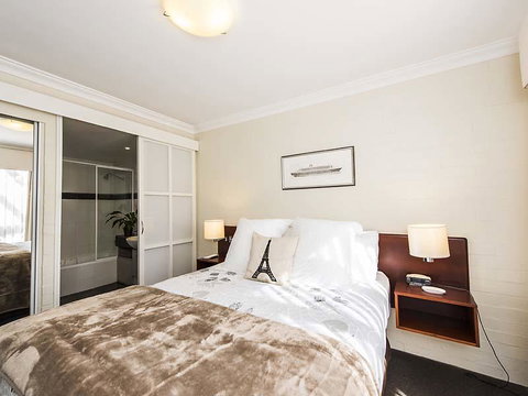 Subiaco Village 28 - C Tourism 10