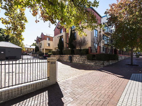 Subiaco Village 28 - C Tourism 22