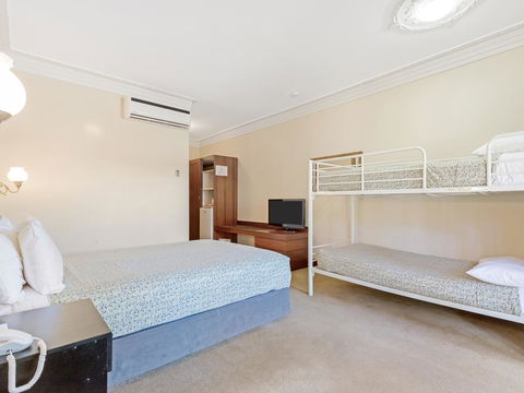 Heritage Country Motel - C Tourism 20