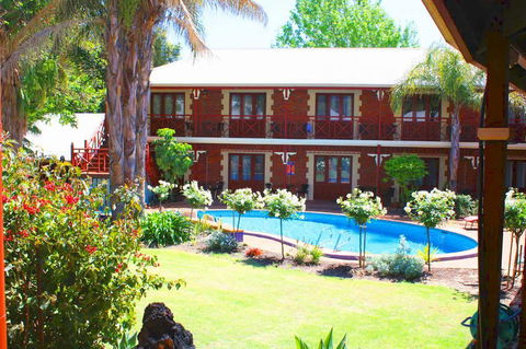 Heritage Country Motel - C Tourism 25