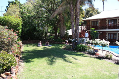 Heritage Country Motel - C Tourism 32