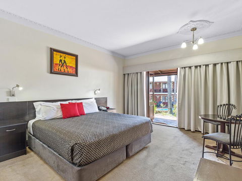 Heritage Country Motel - C Tourism 18