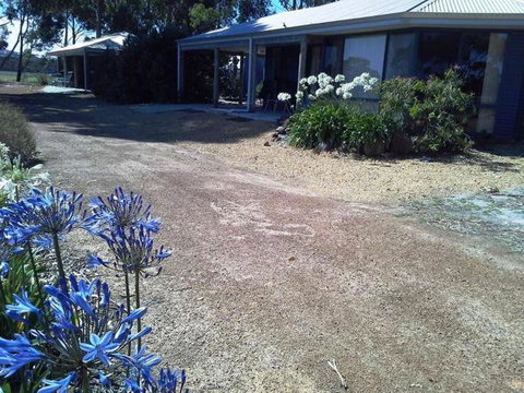 Cosy Corner Chalets - C Tourism 3