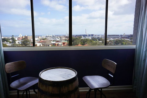 Studio 302 With Ocean Views - C Tourism 22