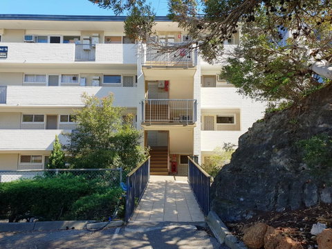 Studio 204 With Harbour, Ocean And Sunset Views From The Balcony - C Tourism 17