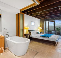 James Street Warehouse - C Tourism
