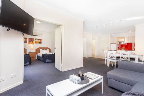 405 Perth City Escape - C Tourism 37