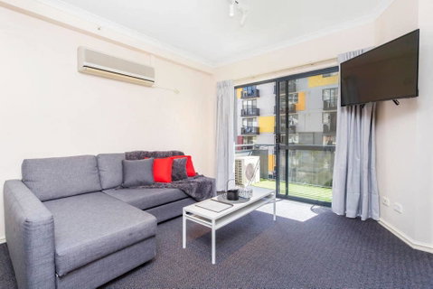 405 Perth City Escape - C Tourism 23