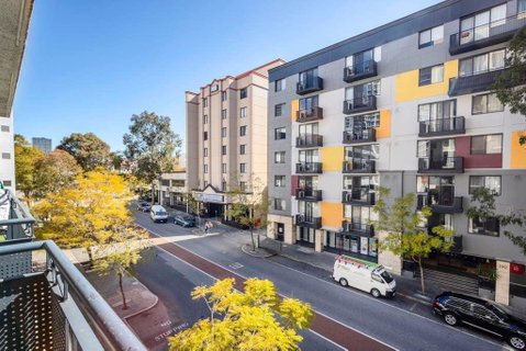 405 Perth City Escape - C Tourism 30