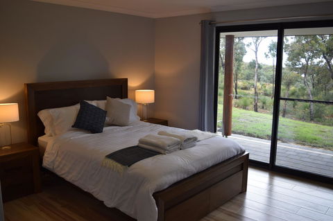 Eagle Bay House - C Tourism 4