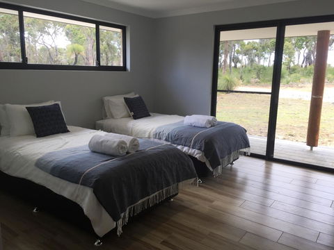 Eagle Bay House - C Tourism 1