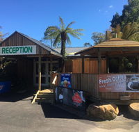 Tullah Lakeside Lodge - C Tourism