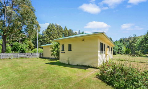 Giants Table And Cottages - C Tourism 14