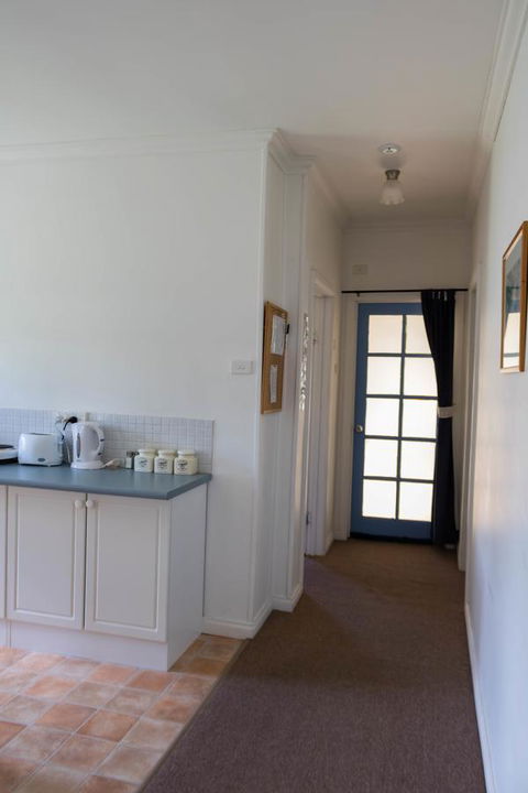 Giants Table And Cottages - C Tourism 19
