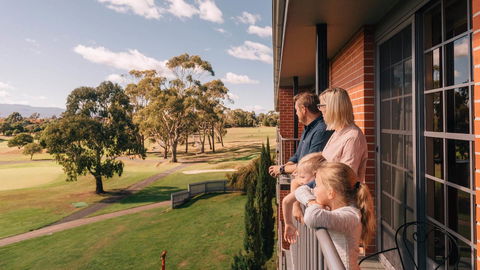 Country Club Tasmania - C Tourism 26