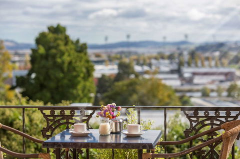 Coach House Launceston - C Tourism 27