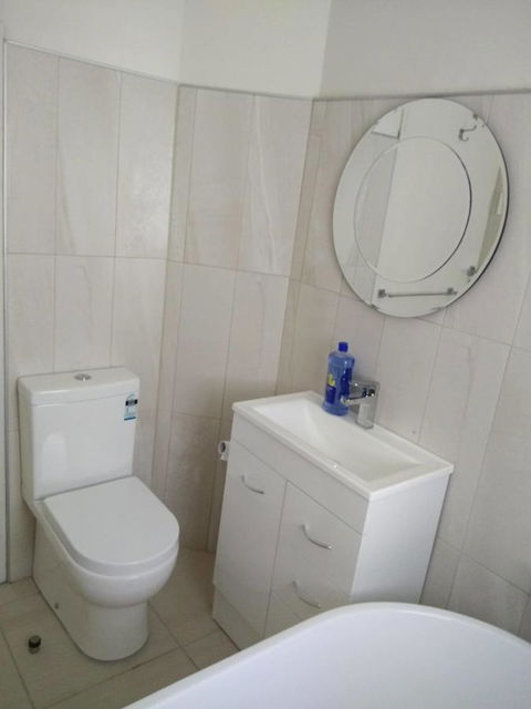 Riverbank Villa - C Tourism 22