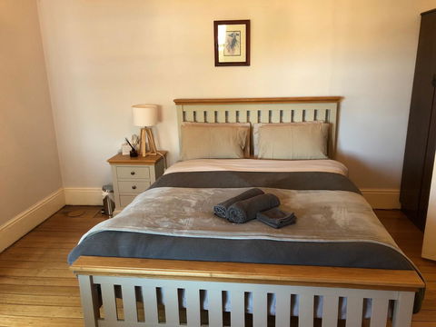 Riverbank Villa - C Tourism 1