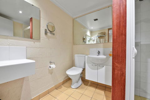 Balmoral On York - C Tourism 14