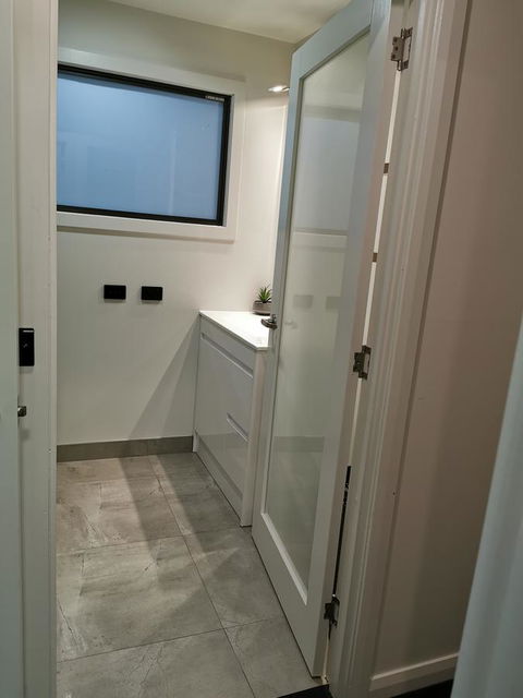 Youngtown Executive Apartments - 2BR Included, Free Parking & Wifi, Sofa Bed & Cot Fee Applies - C Tourism 39