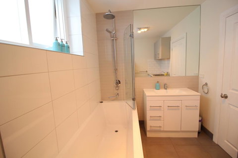 Trinity Hill Apartments - C Tourism 22