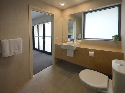 Kangaroo Bay Apartments - C Tourism 8