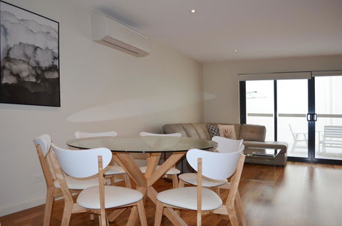 Kangaroo Bay Apartments - C Tourism 9