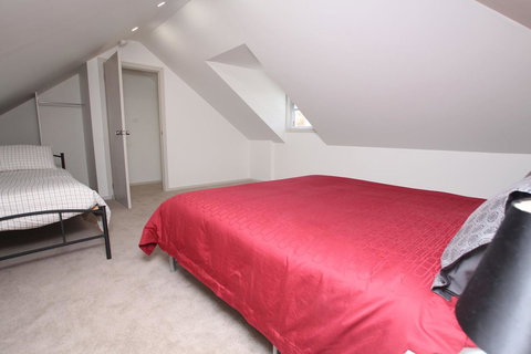 Richmond Coachmans Rest - C Tourism 17