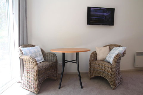 Richmond Coachmans Rest - C Tourism 15