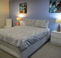 Elm Trees Accommodation  Ross - C Tourism