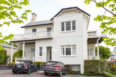 Highbury Apartments - C Tourism 12