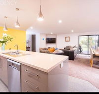 Euphoria House - C Tourism