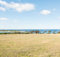 Beach Break Bicheno - C Tourism