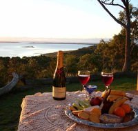 Island View Spa Cottage - C Tourism