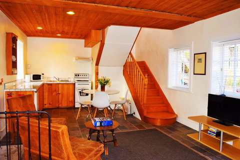 Cleburne Homestead - C Tourism 13