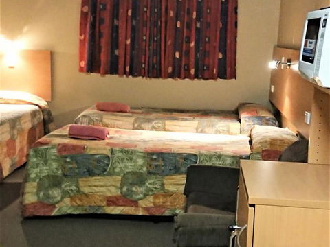 New Olympic Motel - C Tourism 3