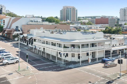 Newmarket Hotel - C Tourism 0