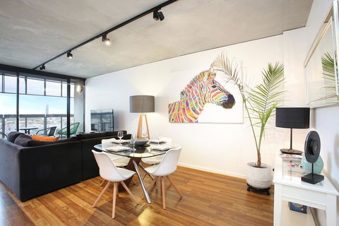 NGV Art Centre Retreat - StayCentral - C Tourism 0